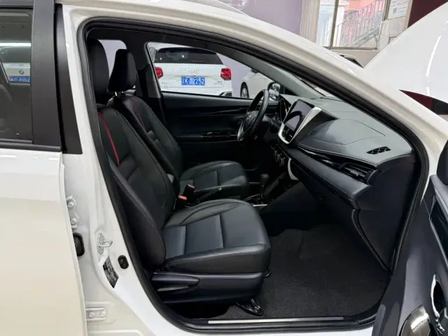 Toyota YARiS L Zhi Xuan — Фото автомобиля 19