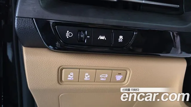 Kia Carnival Generation 4 — Фото автомобиля 18