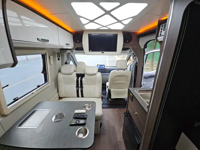 Maxus SAIC Maxus MAXUS V90 RV — Фото автомобиля 11