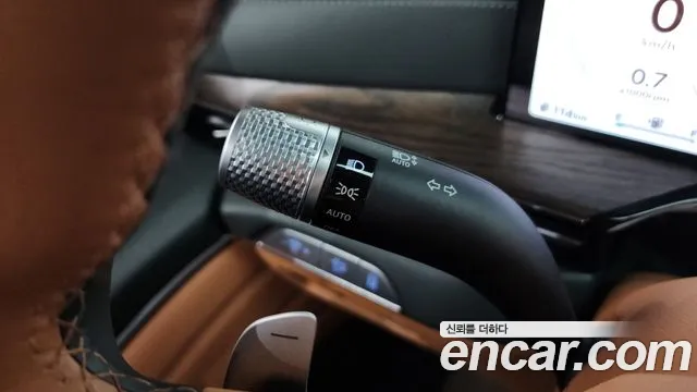 Genesis GV80 — Фото автомобиля 29