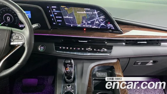 Cadillac Escalade Generation 5 — Фото автомобиля 14