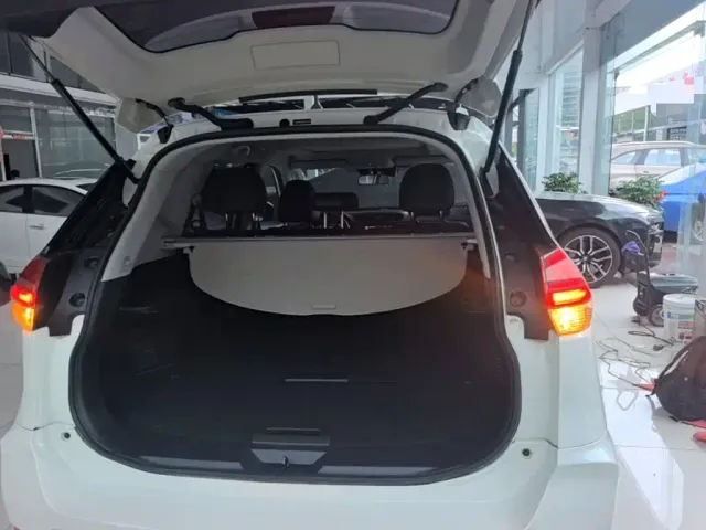 Nissan X-Trail — Фото автомобиля 18