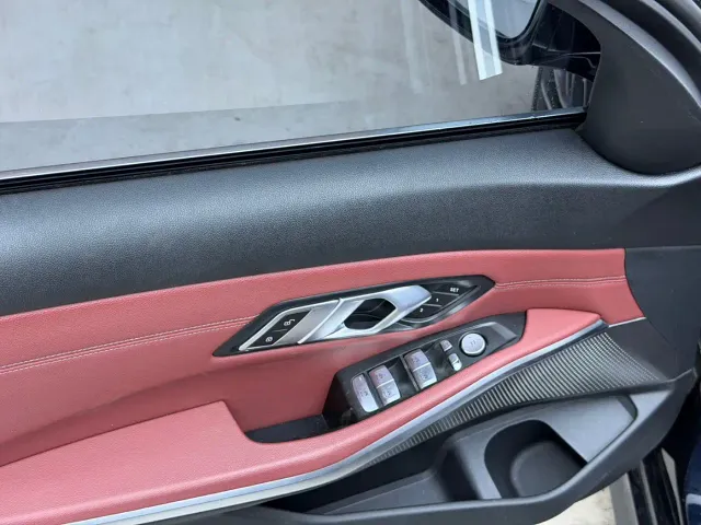 BMW 3 Series — Фото автомобиля 4