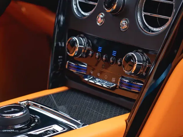 Rolls-Royce Cullinan — Фото автомобиля 22