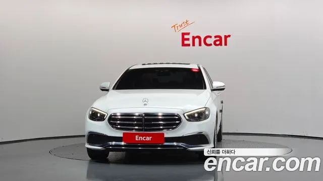 Mercedes-Benz E-Class W213 — Фото автомобиля 3