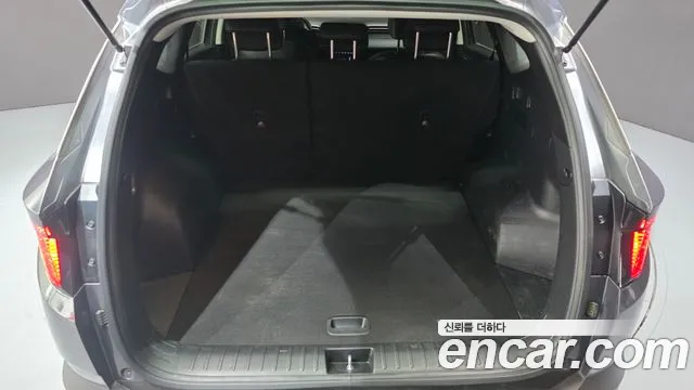 Hyundai Tucson Tucson (NX4) Дизель 2.0 4WD — Фото автомобиля 27