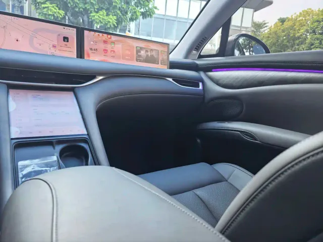 IM Motors LS6 — Фото автомобиля 19