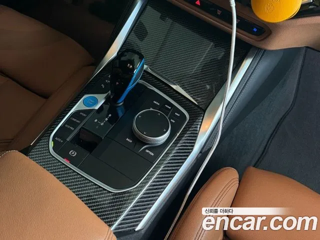 BMW i4 — Фото автомобиля 9