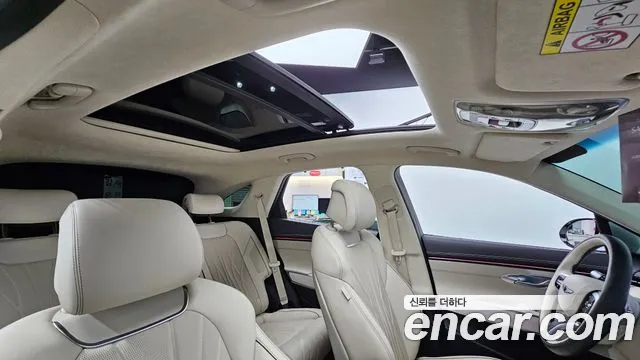 Genesis GV70 — Фото автомобиля 25