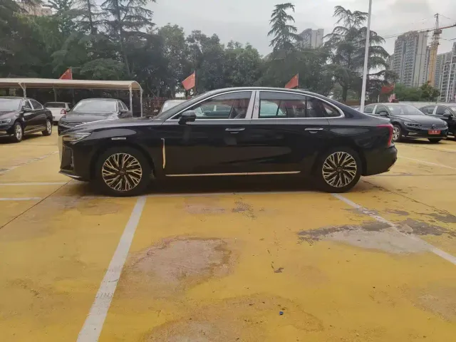 Hongqi H5 — Фото автомобиля 2
