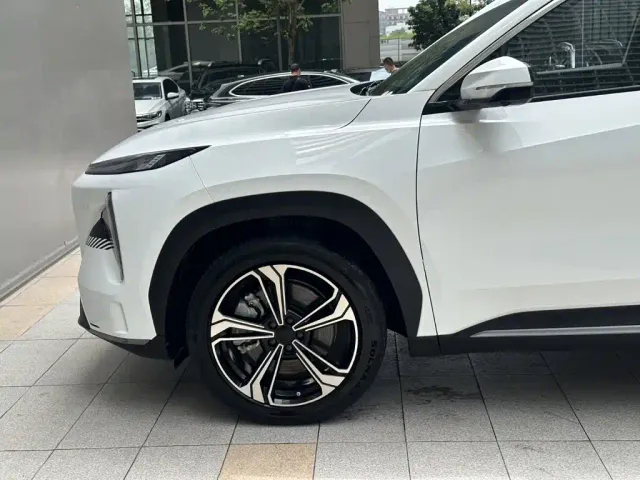 Geely Galaxy L7 — Фото автомобиля 5