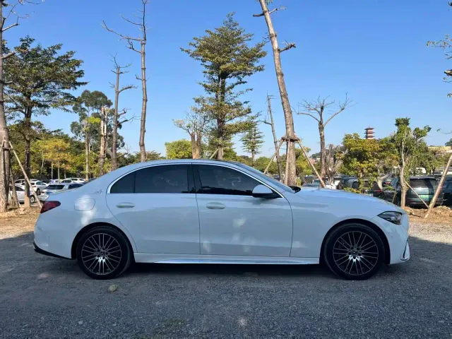 Mercedes-Benz C-Class — Фото автомобиля 9