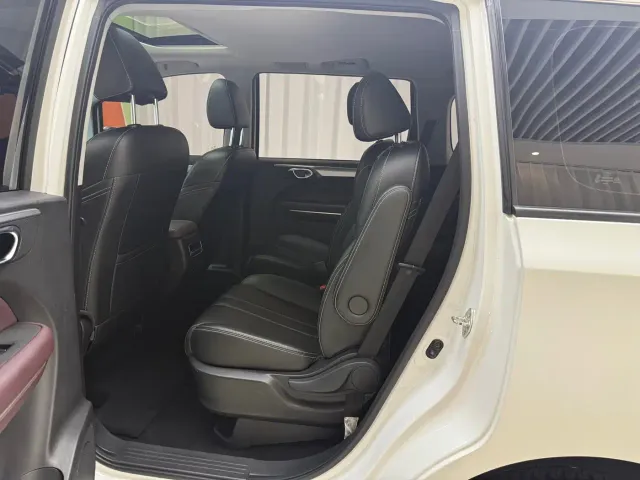 GAC Trumpchi M6 — Фото автомобиля 6