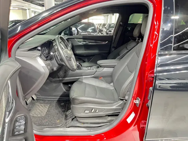 Cadillac XT5 — Фото автомобиля 4