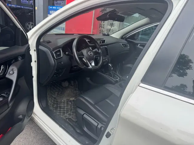 Nissan Qashqai — Фото автомобиля 3