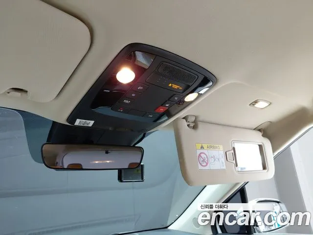 Kia Canival Carnival 4 поколение 9 мест Prestige — Фото автомобиля 17