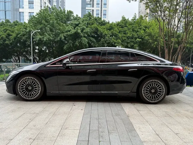 Mercedes-Benz EQS — Фото автомобиля 4
