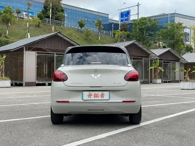 Wuling Bingo — Фото автомобиля 6