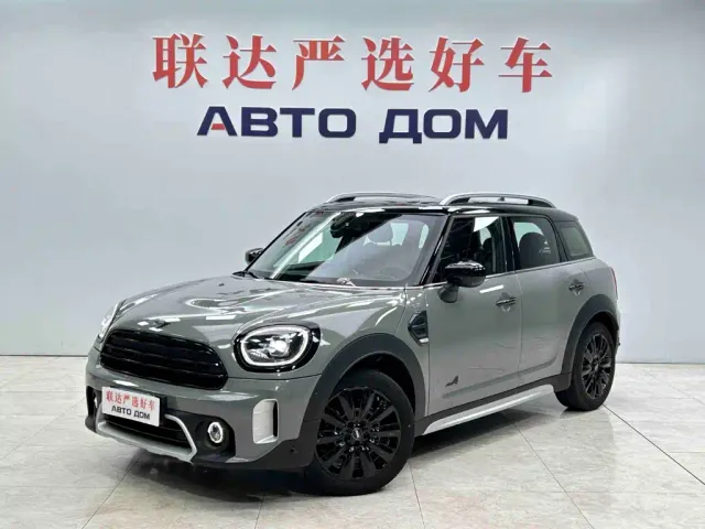 Фотография автомобиля — MINI Countryman