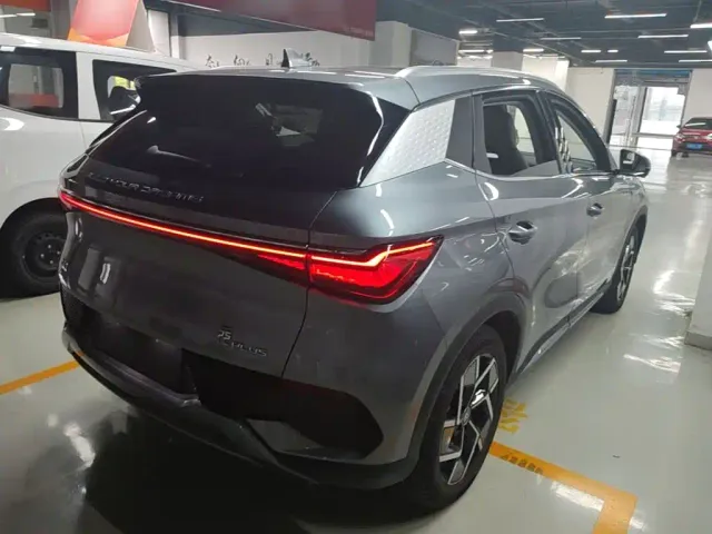 BYD Yuan PLUS — Фото автомобиля 6