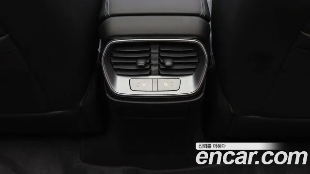 BYD Sealion 7 — Фото автомобиля 19