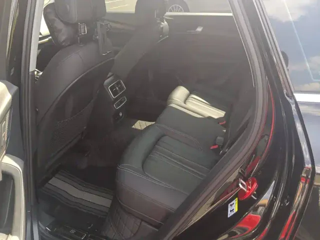 Audi Q5L — Фото автомобиля 11