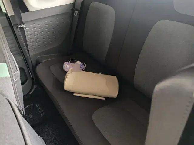 Wuling Hongguang Mini EV — Фото автомобиля 16