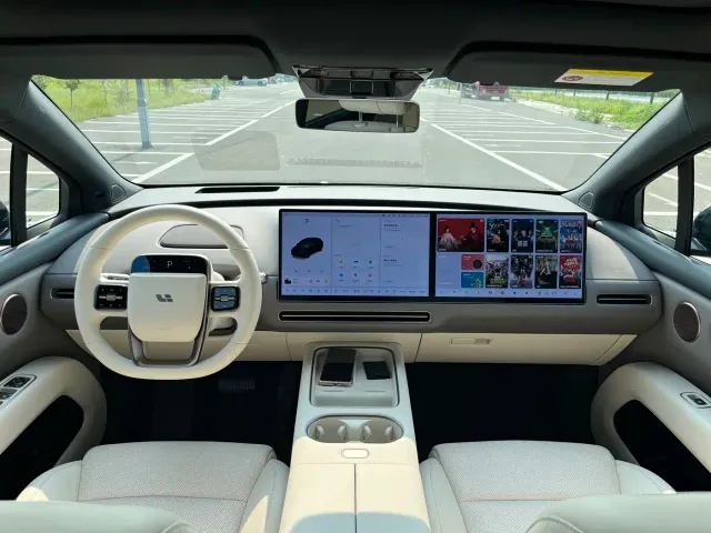 Li Auto i6 — Фото автомобиля 8