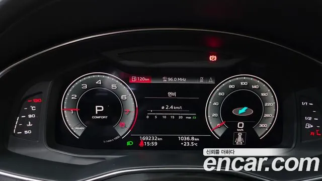 Audi A6 C8 — Фото автомобиля 11