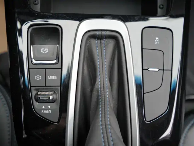 Chevrolet Menlo — Фото автомобиля 10