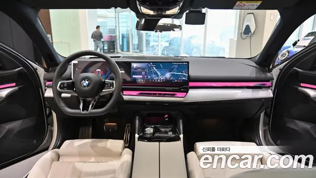 BMW 5 Series G60 — Фото автомобиля 8