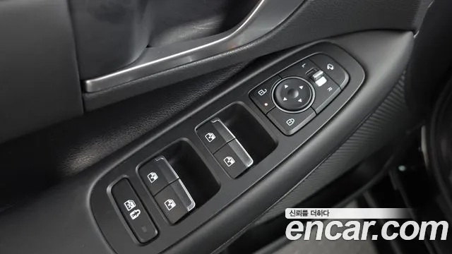 Hyundai Sonata Premium — Фото автомобиля 23