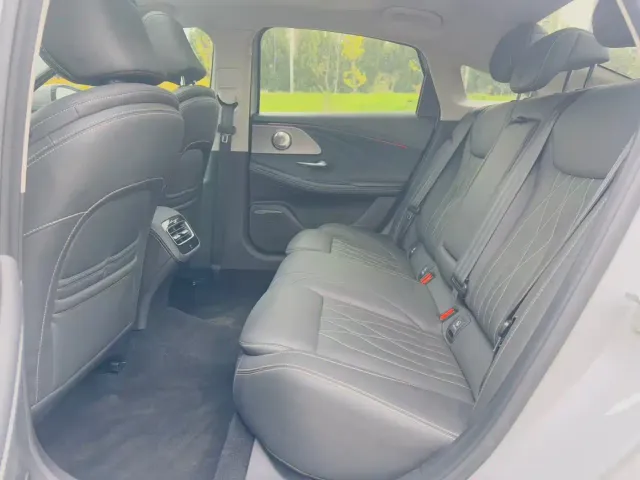 Chery Arrizo 8 — Фото автомобиля 7