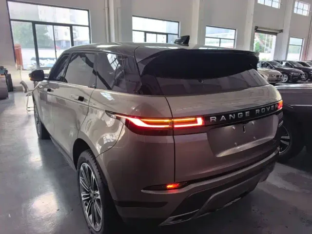 Land Rover Range Rover Evoque — Фото автомобиля 4