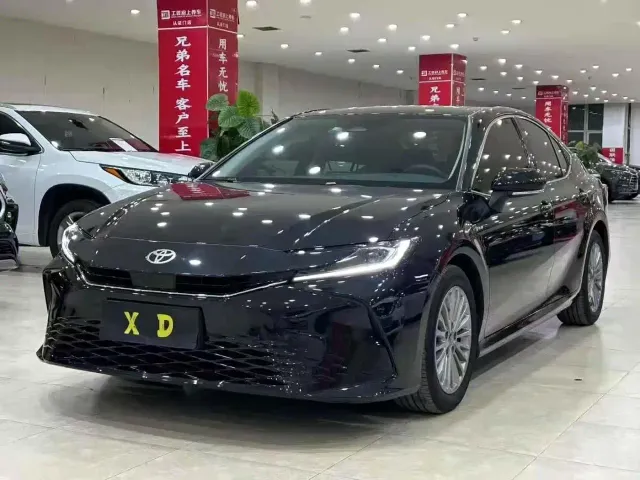Фотография автомобиля — Toyota Camry