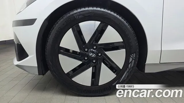 Hyundai Ioniq 6 — Фото автомобиля 5