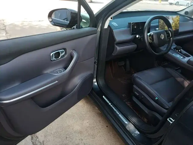 Leapmotor Leapmotor C10 2024 530 Smart Edition — Фото автомобиля 15