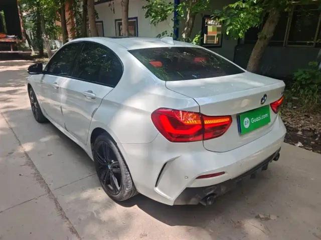 BMW 1 Series — Фото автомобиля 4