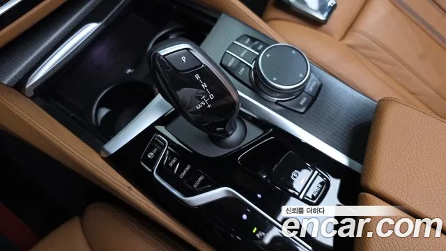 BMW 5 Series G30 — Фото автомобиля 8