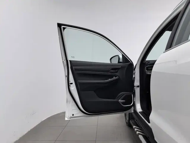 Geely Vision X6 — Фото автомобиля 8