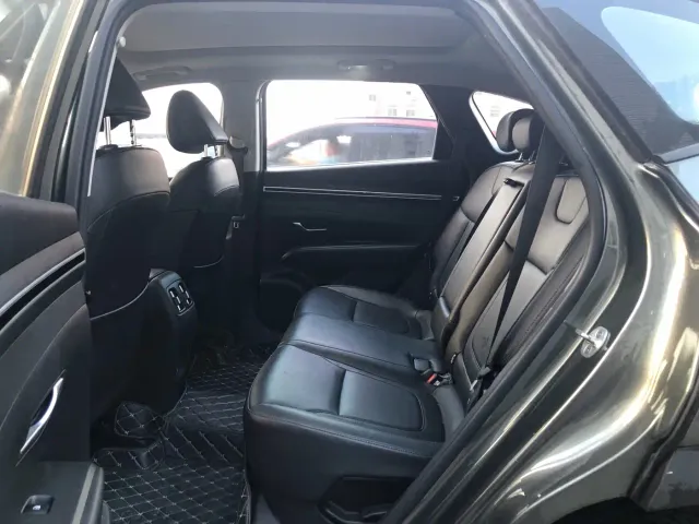 Hyundai Tucson — Фото автомобиля 12
