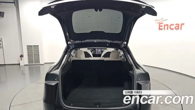 Tesla Model Y Модель Y — Фото автомобиля 7