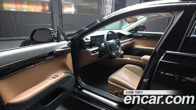 Hyundai Grandeur GN7 — Фото автомобиля 15