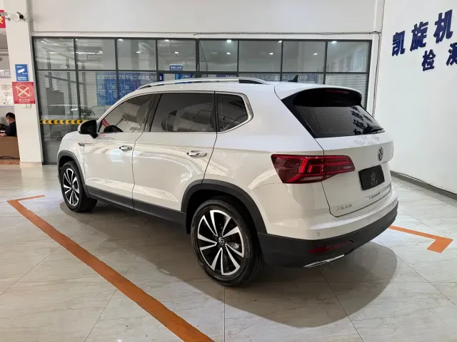 Volkswagen Tharu — Фото автомобиля 6