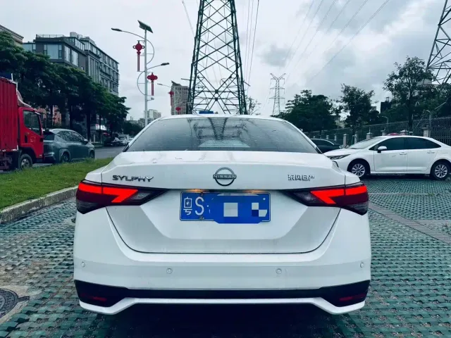 Nissan Sylphy — Фото автомобиля 8