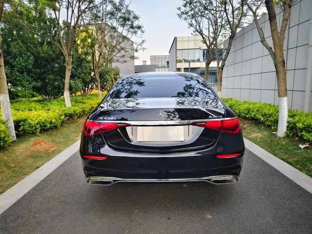 Mercedes-Benz S-Class — Фото автомобиля 11