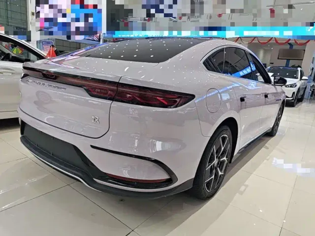 BYD Han — Фото автомобиля 6