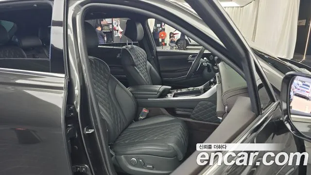 Genesis GV80 — Фото автомобиля 16