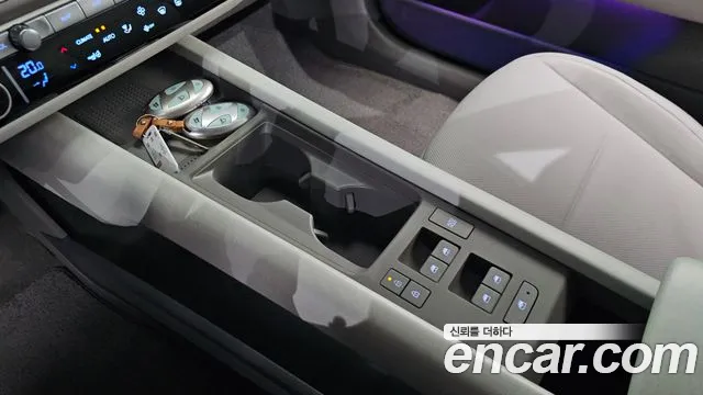 Hyundai Ioniq 6 — Фото автомобиля 12