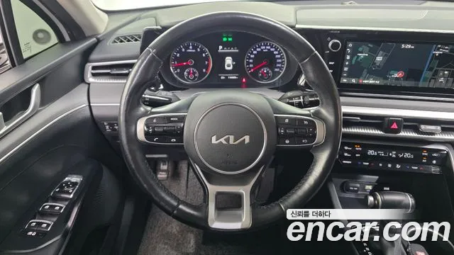 Kia K5 — Фото автомобиля 20